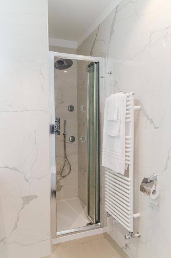 Apulialux Seaview Prestige Apt / Jacuzzi + Parking Leilighet Polignano a Mare Eksteriør bilde